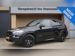 BMW X5 - xDrive30d 258pk M-Sport Pano.Dak Luchtvering Trekhaak 20inch LM 360-Camera LED *Complete X