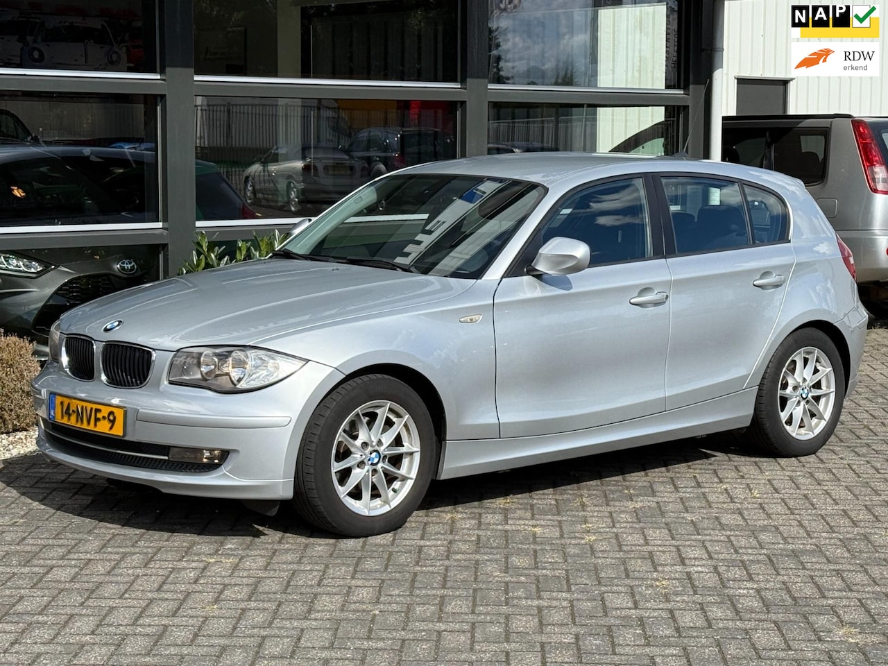 BMW 1-serie - 118i Business Line Airco NAP APK !! - AutoWereld.nl