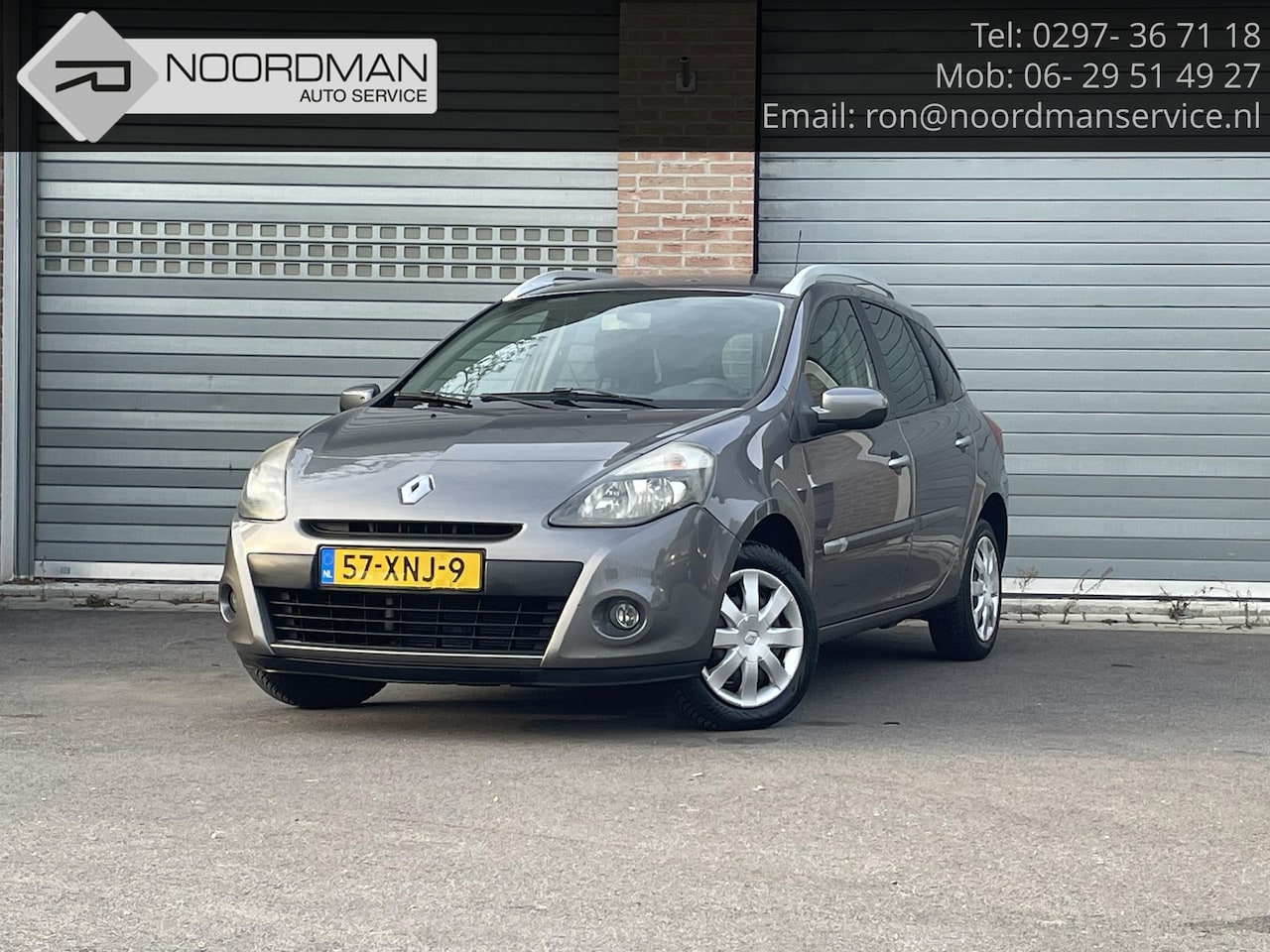 Renault Clio Estate - 1.2-16V Authentique 1.2-16V Authentique - AutoWereld.nl
