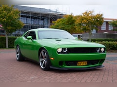 Dodge Challenger - SRT 6.4L V8 500PK 2011