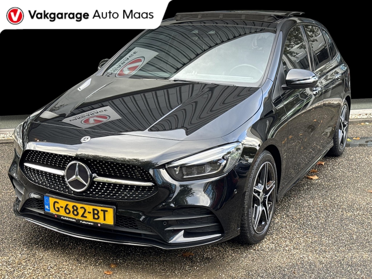Mercedes-Benz B-klasse - 180 Launch Edition Premium Plus Pano/ AMG Line/ 19 Inch LM/ Night Pakket - AutoWereld.nl