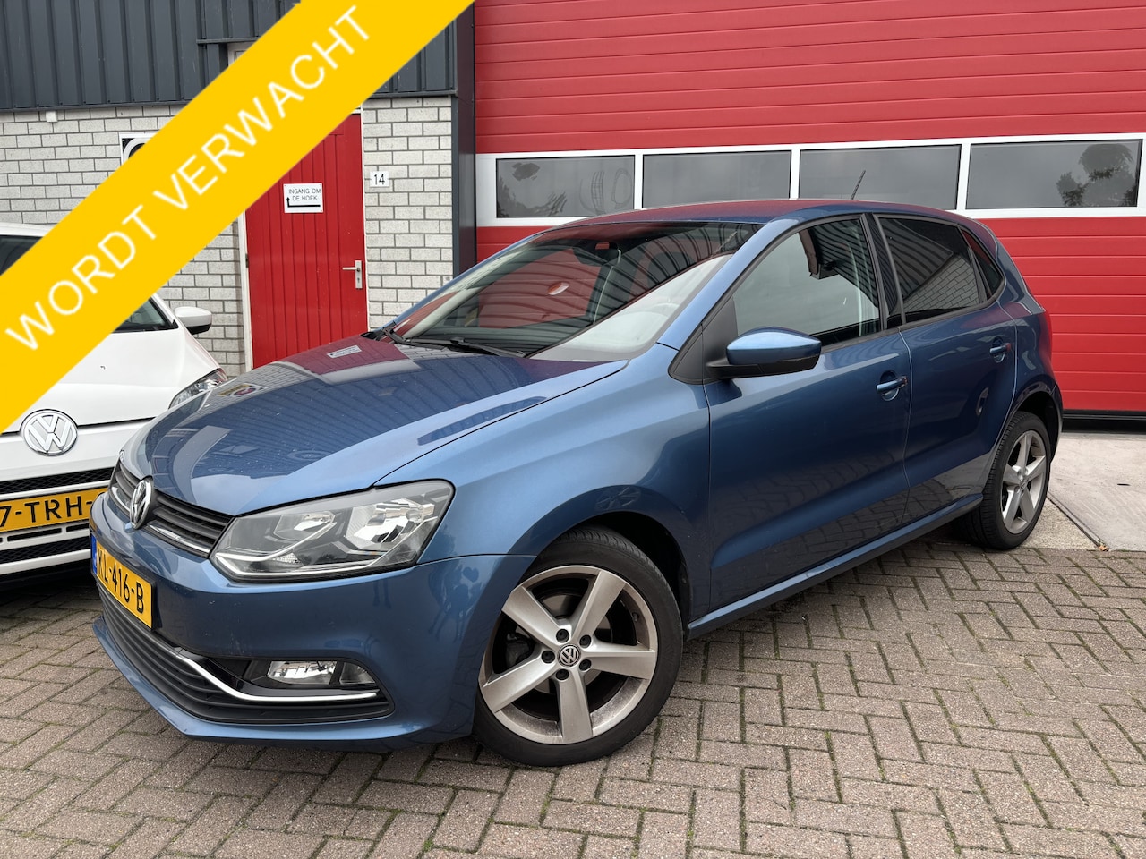 Volkswagen Polo - 1.2 TSI Highline TREKHAAK / NAVI / CLIMA / CARPLAY / SPORTSTOEL / NL-AUTO - AutoWereld.nl