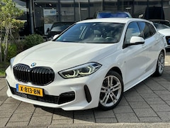 BMW 1-serie - 118i High Executive l M-PAKKET l SFEERVERLICHTING