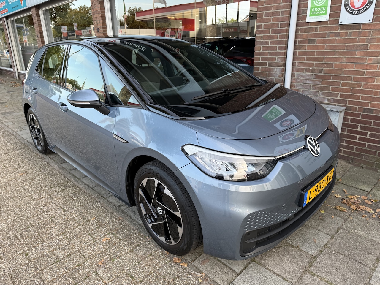 Volkswagen ID.3 - Life 58 kWh nieuwe apk bij aflevering - AutoWereld.nl