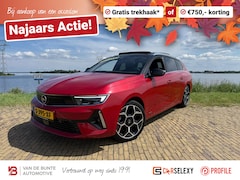Opel Astra Sports Tourer - 1.2 Ultimate *Afneembare Trekhaak & Panoramadak