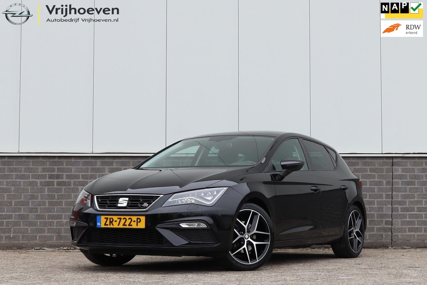 SEAT Leon ST - 1.4 TSI X-PERIENCE Alcantara Stoelen Trekhaak - AutoWereld.nl
