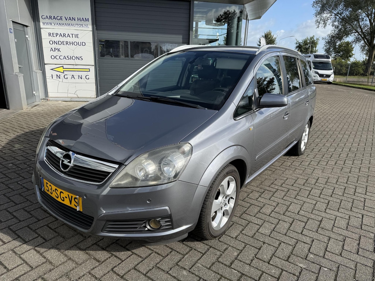 Opel Zafira - 2.2 Cosmo Info 06-39484201 - AutoWereld.nl