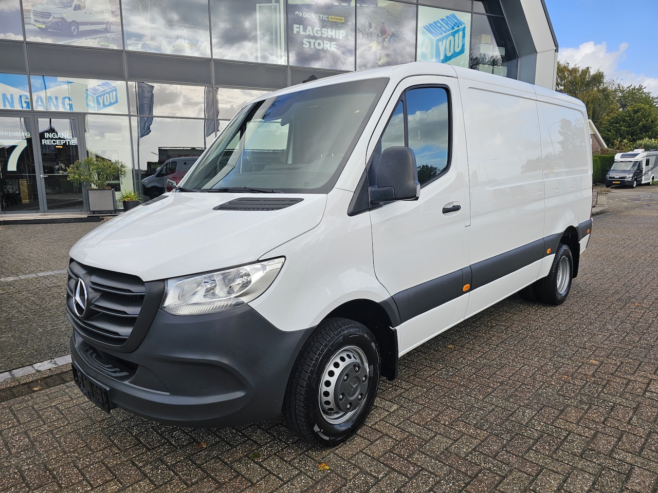 Mercedes-Benz Sprinter - 517 CDI L2-H1 Handgeschakeld * Camera * Trekhaak 3,5t * - AutoWereld.nl