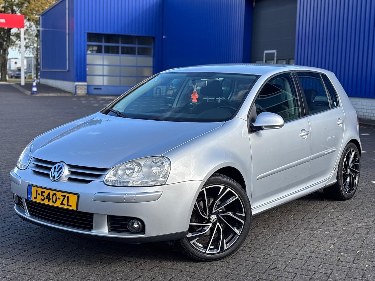 Volkswagen Golf - 1.4 Trendline/Clima/Cruise/LMV/PDC/Navi/Camera - AutoWereld.nl