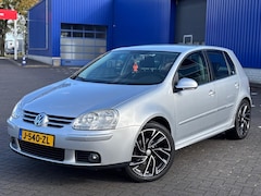 Volkswagen Golf - 1.4 Trendline/Clima/Cruise/LMV/PDC/Navi/Camera