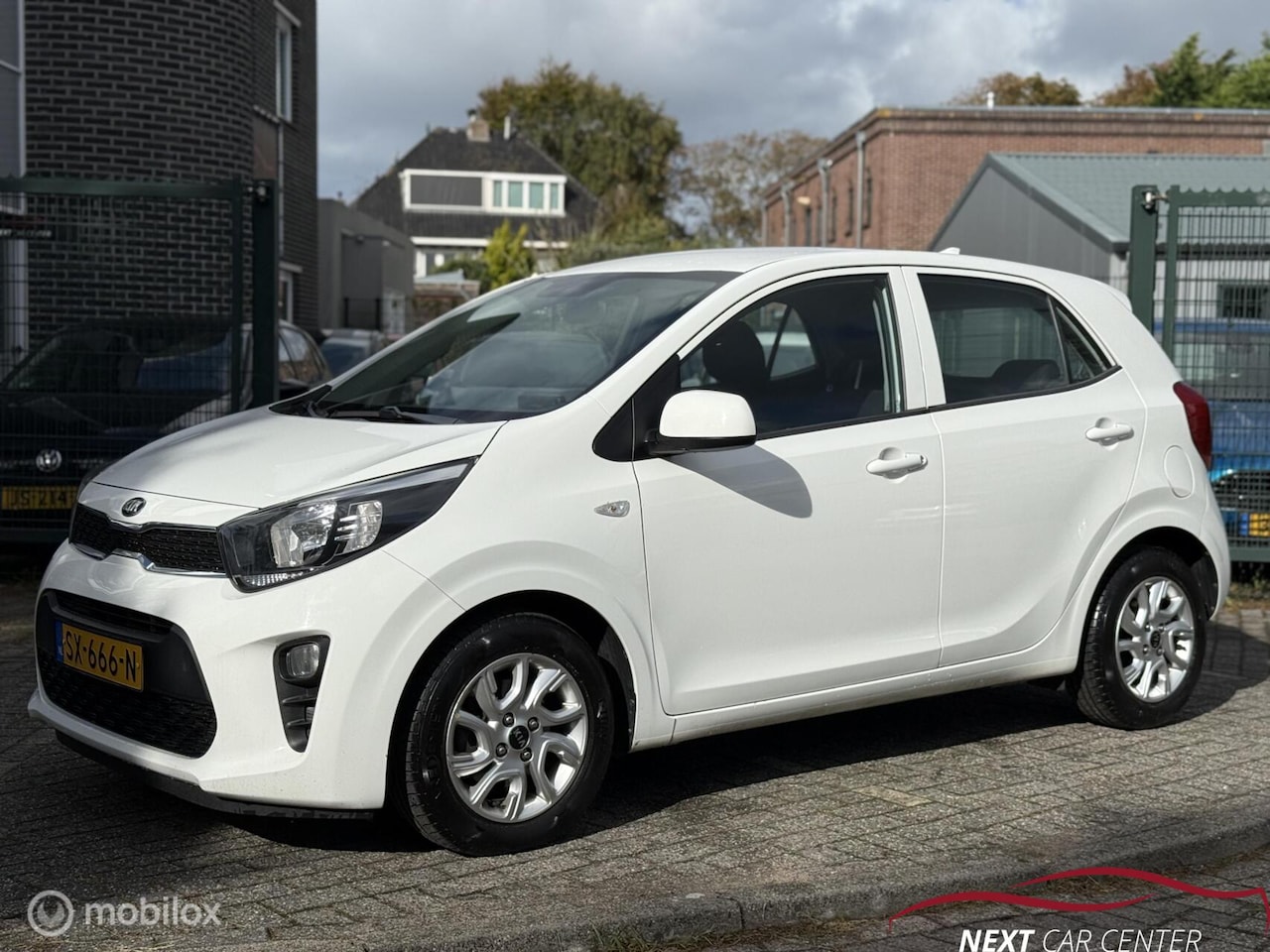 Kia Picanto - 1.0 CVVT ComfortPlusLine Navigator 1.0 CVVT ComfortPlusLine Navigator - AutoWereld.nl