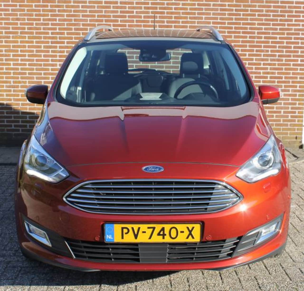 Ford Grand C-Max - 1.0 EcoBoost 125pk Titanium
