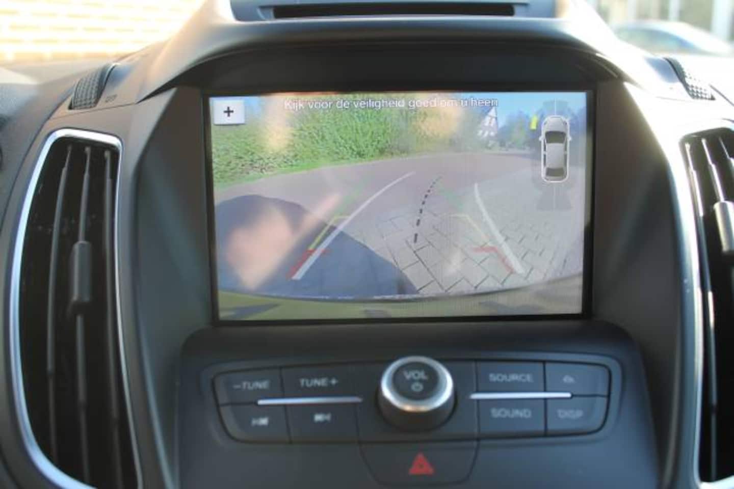 Ford Grand C-Max - 1.0 EcoBoost 125pk Titanium