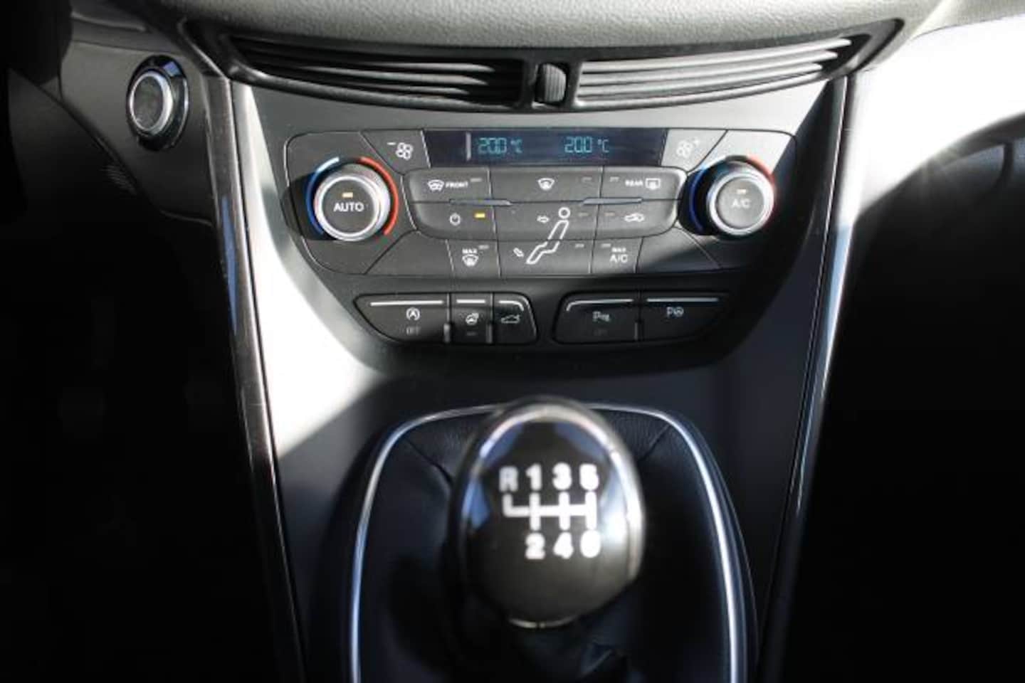 Ford Grand C-Max - 1.0 EcoBoost 125pk Titanium