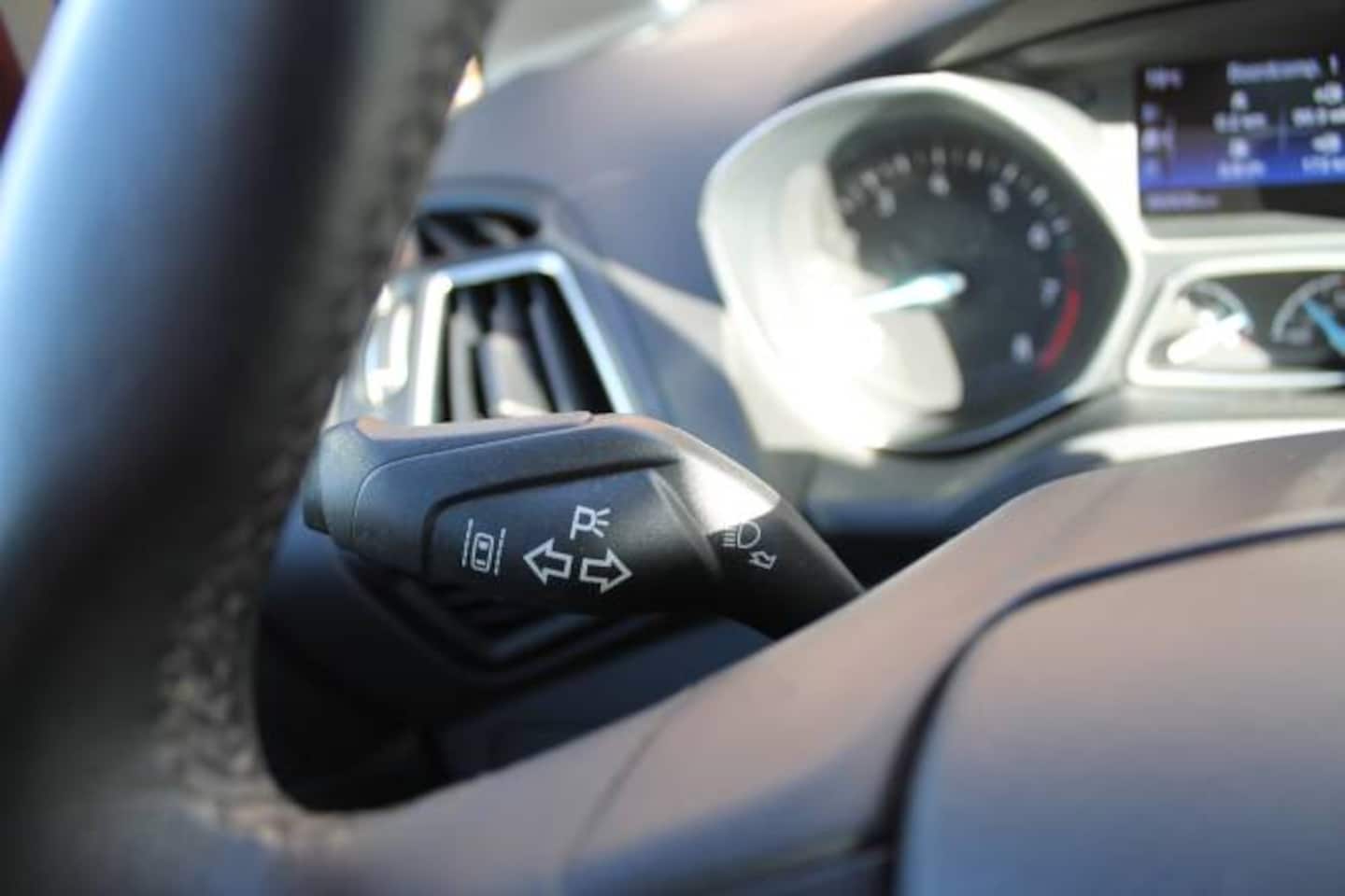 Ford Grand C-Max - 1.0 EcoBoost 125pk Titanium