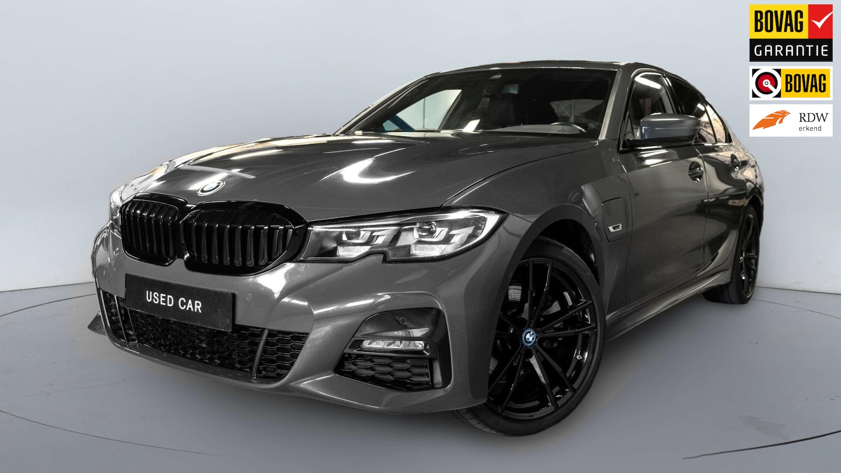 BMW 3-serie - 320e M Sport|High executive|Shadow-line|HUD|AdaptiveC.|Dravit.Grau - AutoWereld.nl