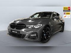BMW 3-serie - 320e M Sport|High executive|Shadow-line|HUD|AdaptiveC.|Dravit.Grau