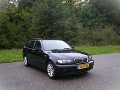 BMW 3-serie Touring - 325xi Executive . AUTOMAAT . Schuifdak . Leder . Cruiscontrol . Airco . enz