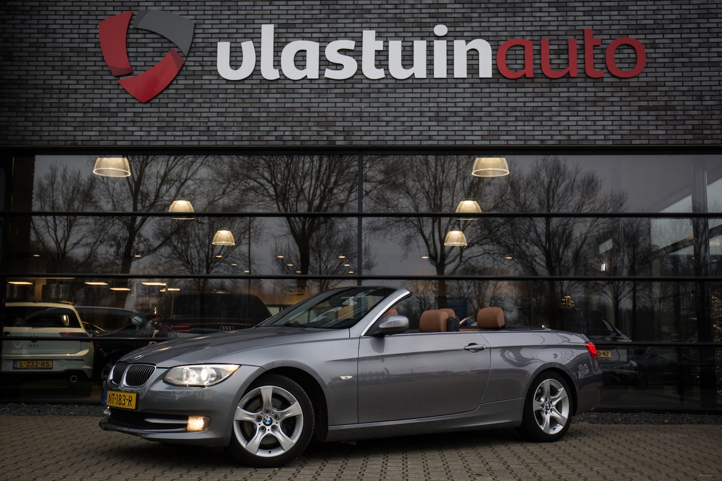 BMW 3-serie Cabrio - 325i High Executive 325i High Executive , Automaat, Navigatie, Leer, Stoelverwarming, Memory - AutoWereld.nl