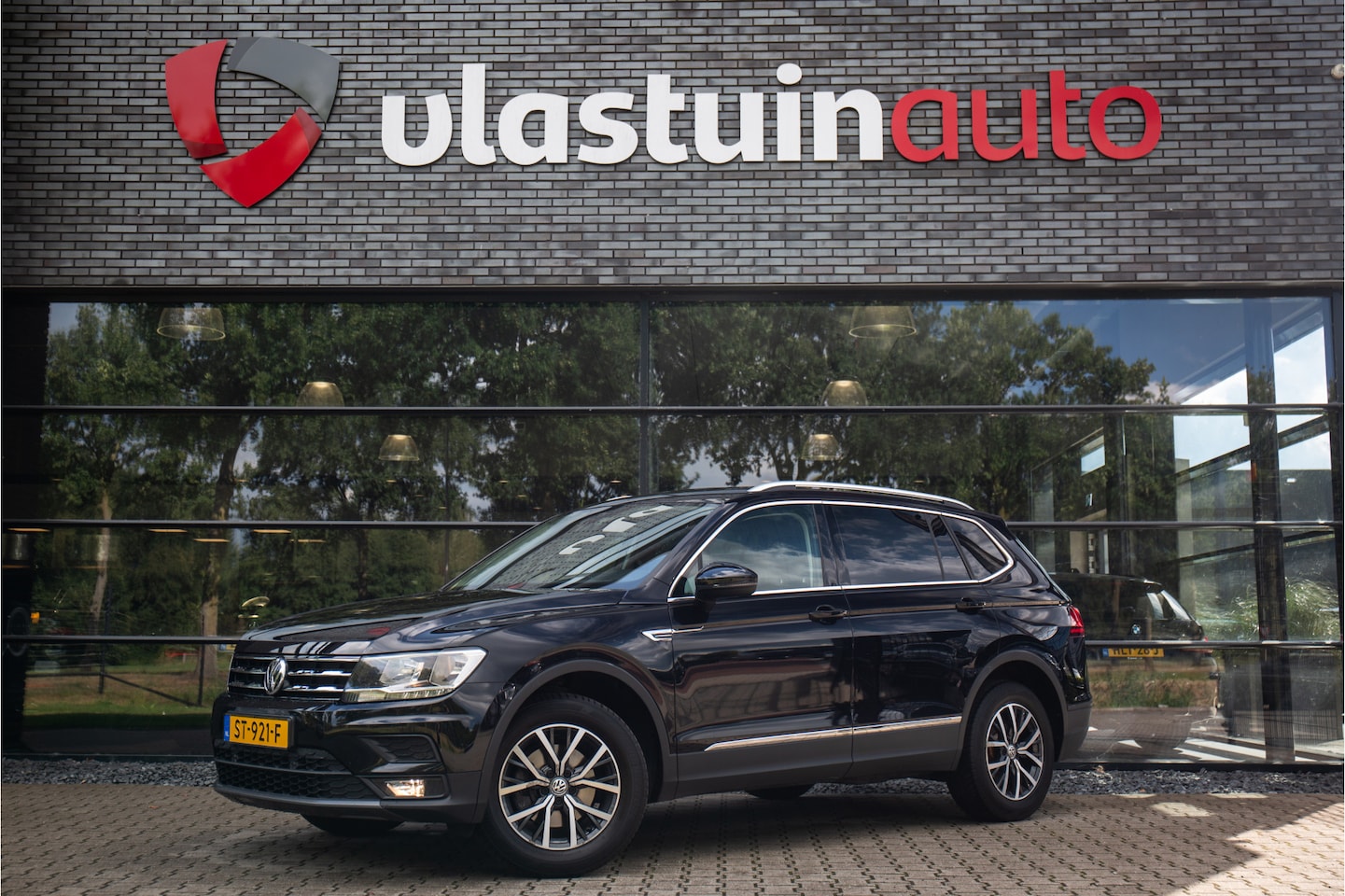 Volkswagen Tiguan Allspace - 1.4 TSI Comfortline Business 7p. 7 persoons, Adaptive cruise, Trekhaak, - AutoWereld.nl