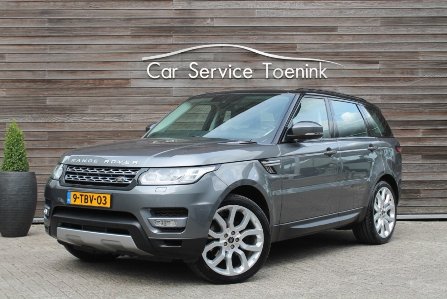 Land Rover Range Rover Sport - 3.0 TDV6 HSE Dynamic 3.0 TDV6 HSE Dynamic - AutoWereld.nl