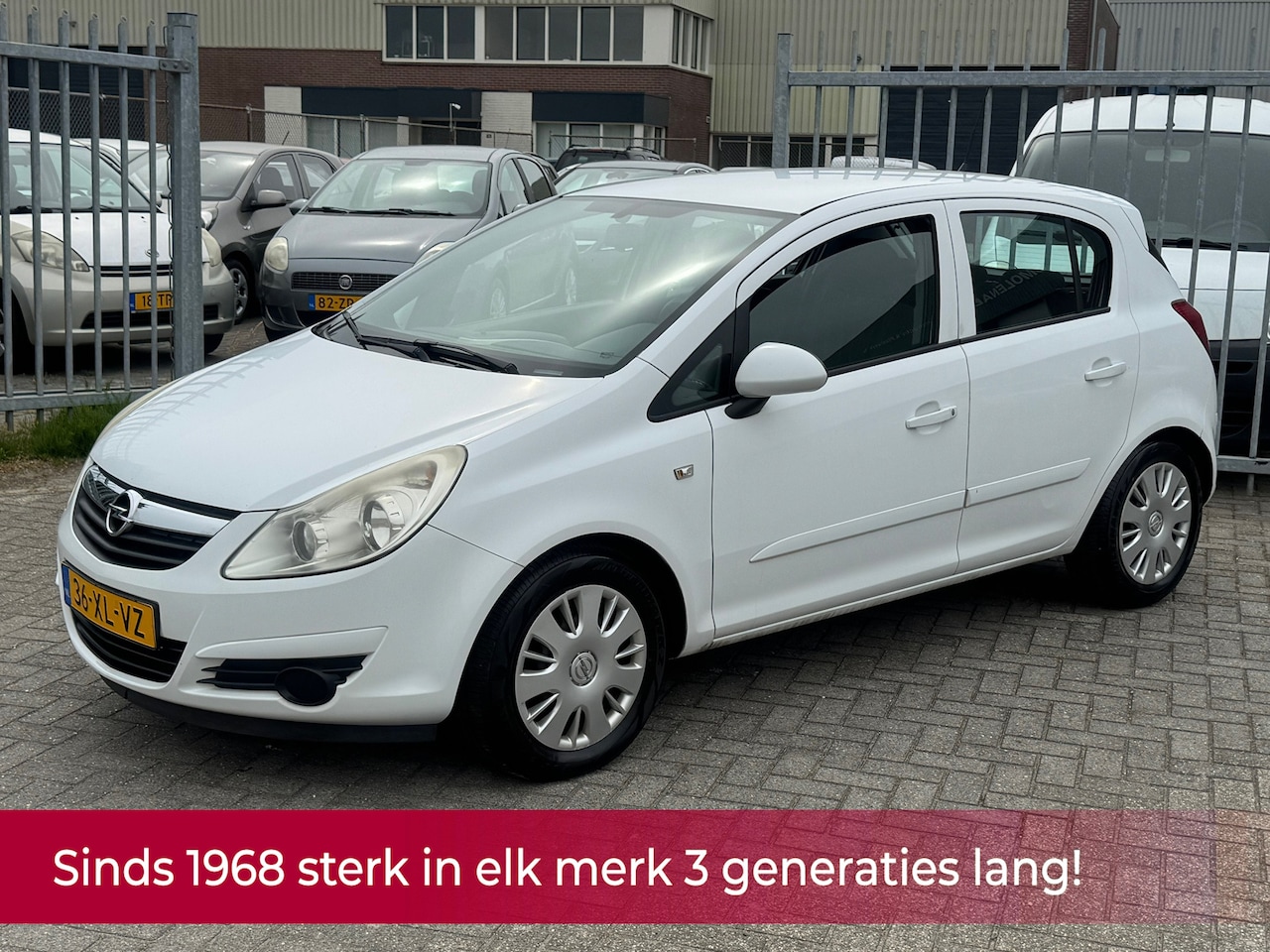 Opel Corsa - 1.2-16V Business 5 deurs 80PK! NIEUWE APK! 1e EIGENAAR! Airco l Cruise l MTF-stuur l Elek - AutoWereld.nl