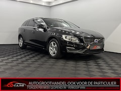 Volvo V60 - 1.6 D2 Momentum Clima, Navi, Parkeersensoren, Half leder, Cruise control, Keyless start, L