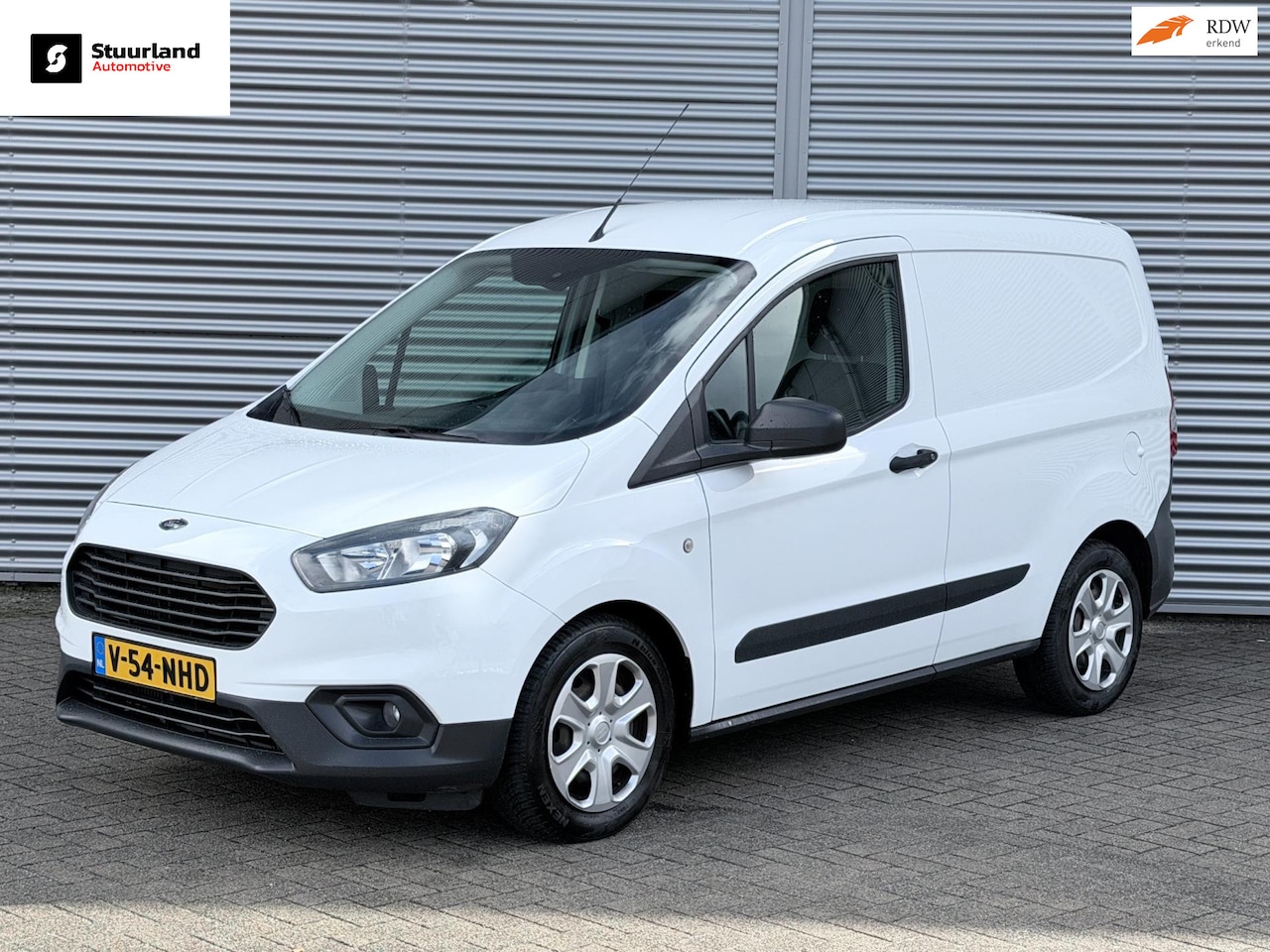 Ford Transit Courier - 1.0 Trend BPM Vrij Navi/ Airco/ Cruise/ PDC/ Stoelverw/ - AutoWereld.nl
