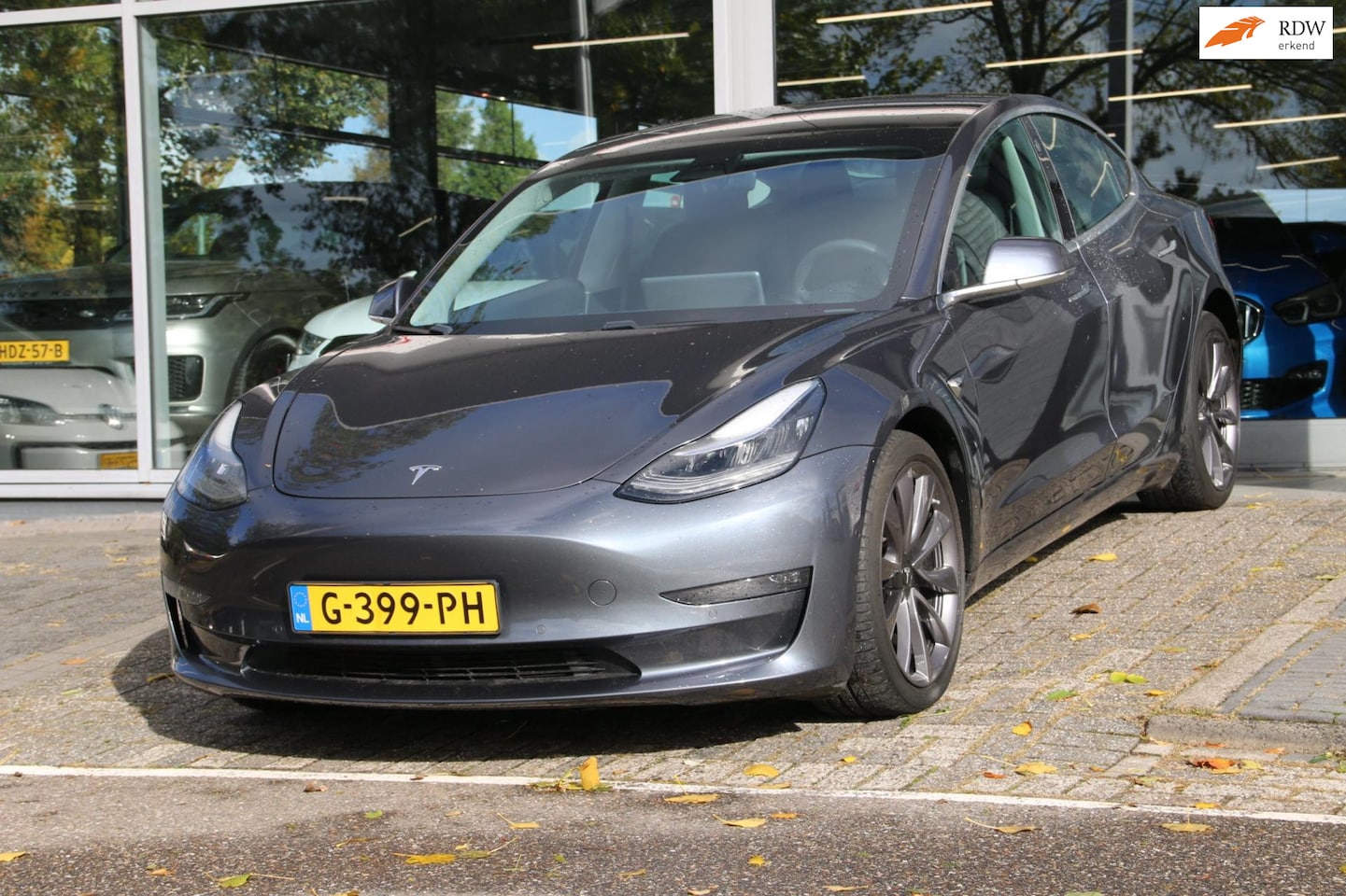Tesla Model 3 - Long Range RWD Long Range AWD 75 kWh - AutoWereld.nl
