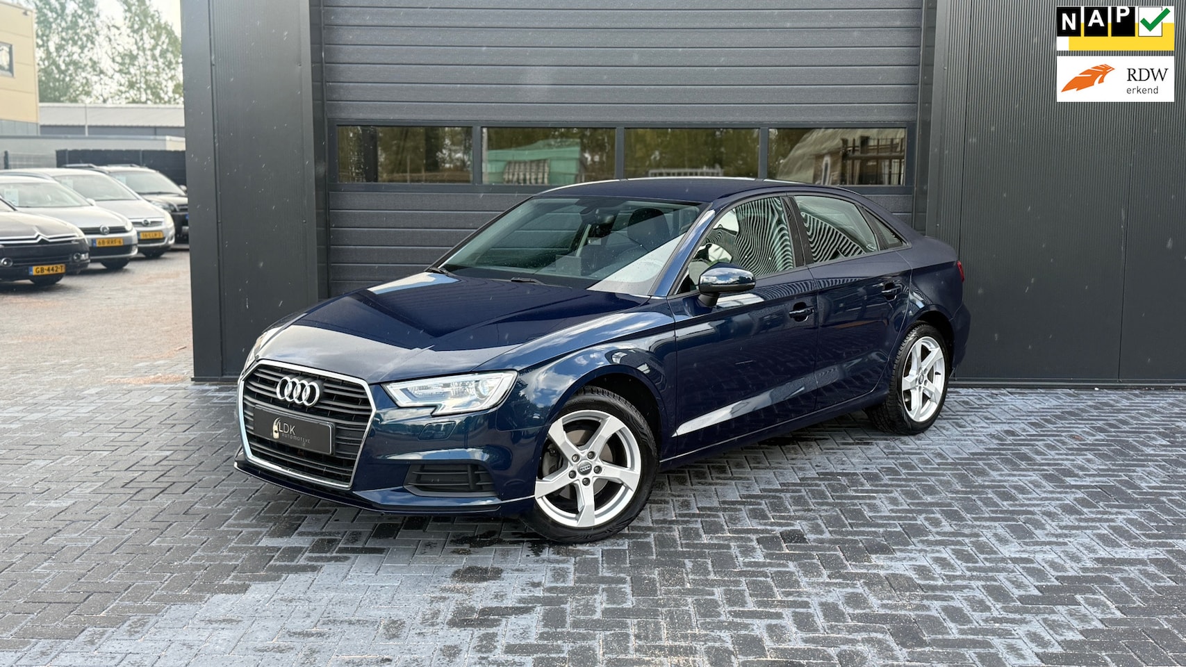 Audi A3 Limousine - 30 TFSI Airco|Camera|carplay - AutoWereld.nl