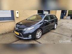 Toyota Auris - 1.8 Hybrid Lease+