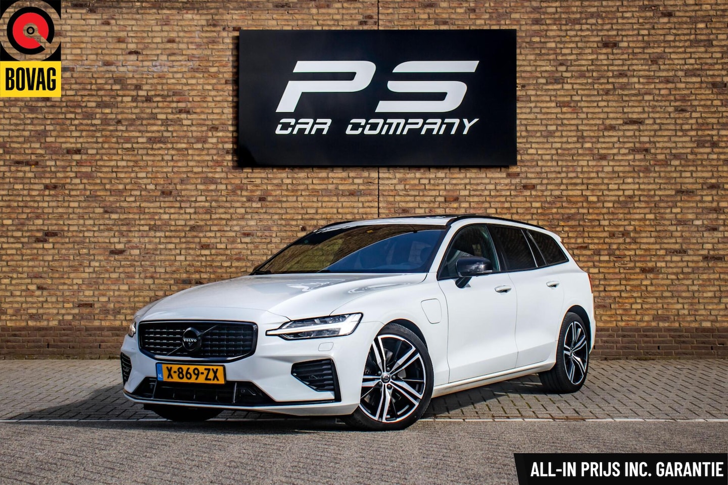 Volvo V60 - 2.0 T6 Recharge AWD R-Design 2.0 T6 Recharge AWD R-Design, Leder, Pano, H&K,360 - AutoWereld.nl