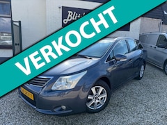 Toyota Avensis Wagon - 1.8 VVTi Dynamic Clima | Cruise | Navigatie | Trekhaak | LM | A.S. Banden