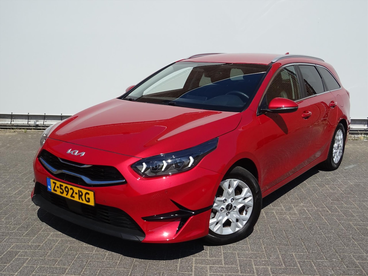 Kia Cee'd Sportswagon - Ceed Sw 1.5 T-GDi 140pk DCT7 DynamicPlusLine | Navigatie | Climate Control - AutoWereld.nl