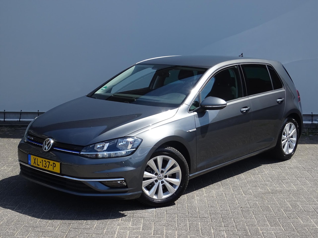 Volkswagen Golf - 1.5 TSI 130pk BlueMotion Comfortline Business - AutoWereld.nl