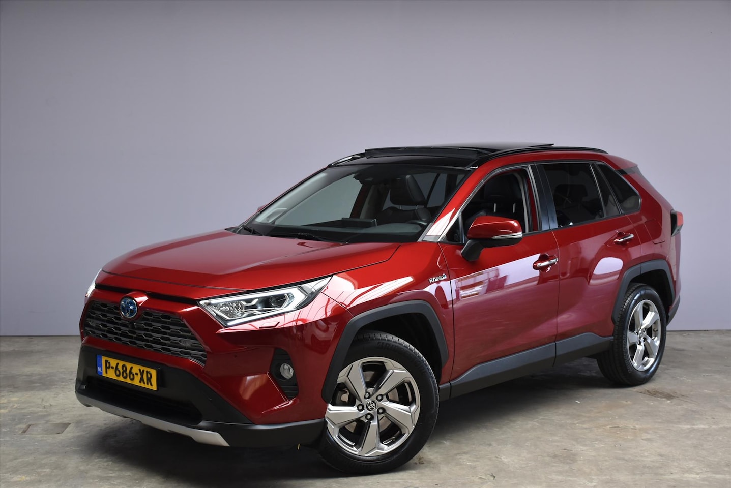 Toyota RAV4 - 2.5 Hybrid 218pk CVT Executive PANO DAK - AutoWereld.nl