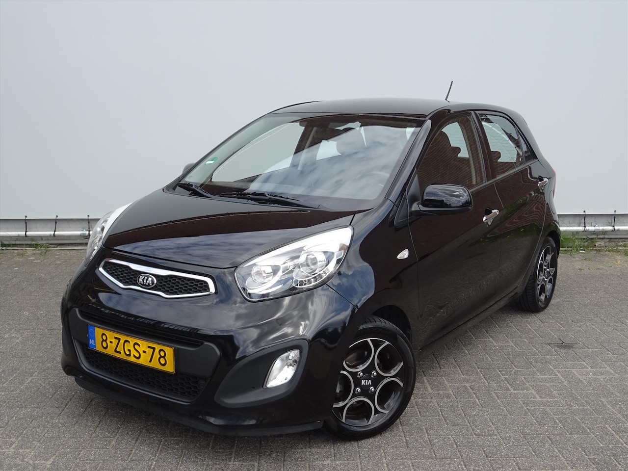 Kia Picanto - 1.0 CVVT BusinessLine 1.0 CVVT 5-DRS BusinessLine - AutoWereld.nl