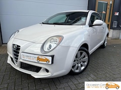 Alfa Romeo MiTo - 1.4 NaviAircoVelgnBluetoothAchteruitrijcamera