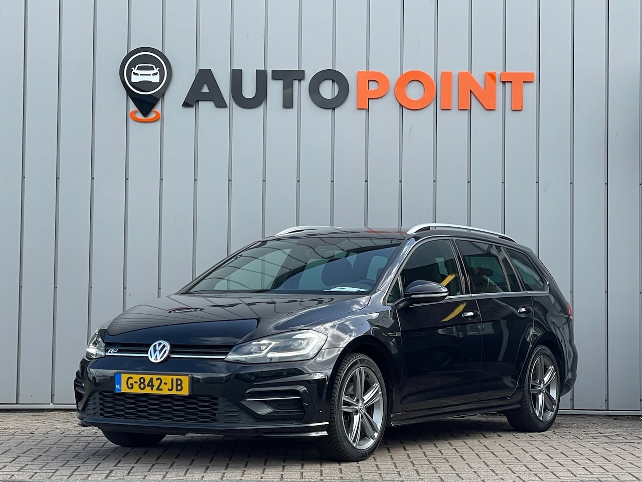 Volkswagen Golf Variant - 1.5 TSI Highl R-line trekhaak VIRTUAL COCPIET - AutoWereld.nl