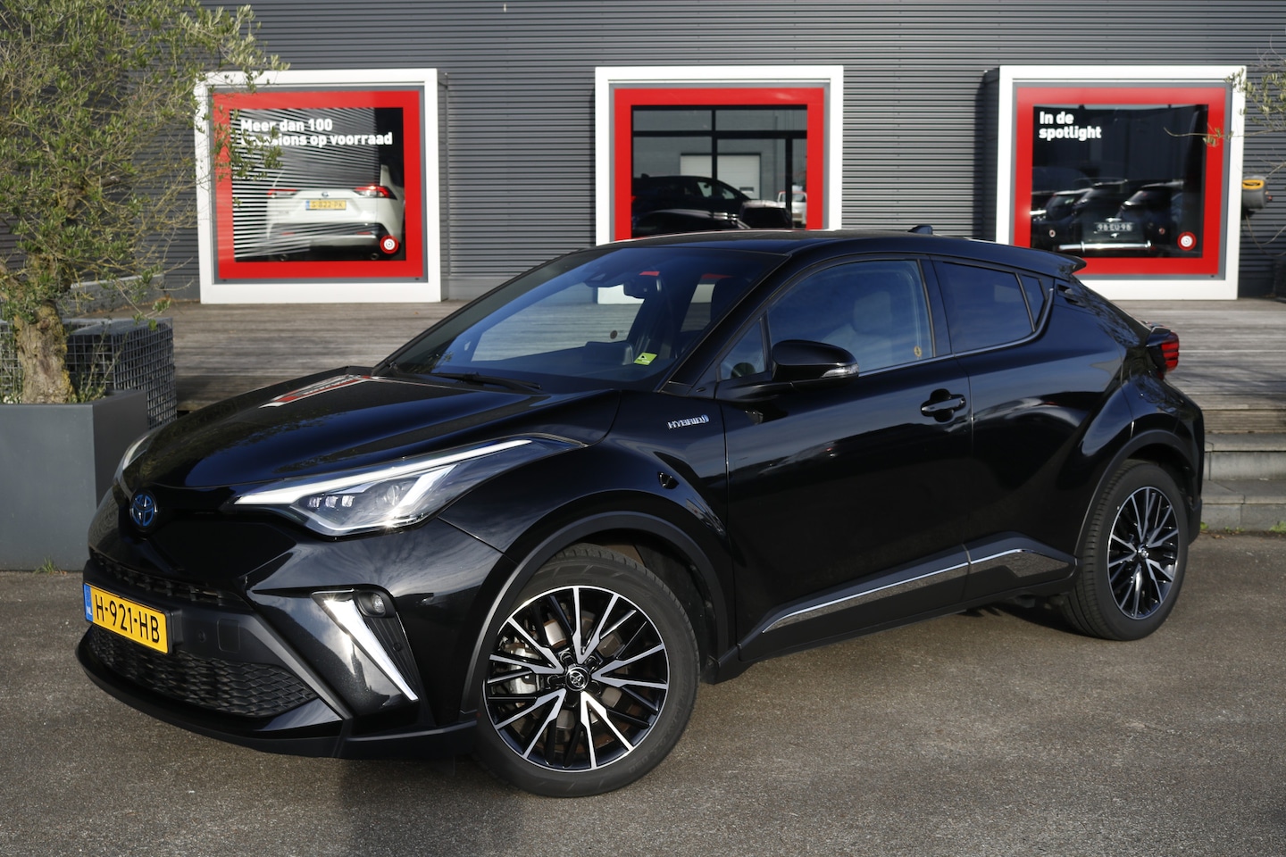 Toyota C-HR - 2.0 Hybrid First Edition 2.0 Hybrid First Edition - AutoWereld.nl