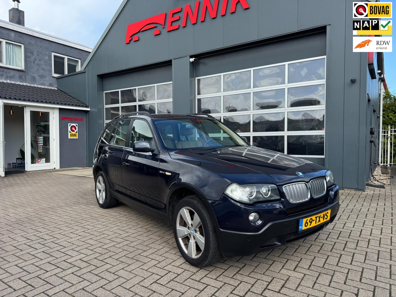 BMW X3 - 3.0d Executive / 4X4 / Clima / Navi / Trekhaak / Leder . - AutoWereld.nl