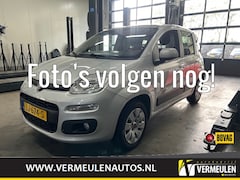 Fiat Panda - 0.9 TwinAir Turbo 80PK Lounge Automaat + Clima/ Parkeersensoren/ NL auto