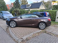 Opel Cascada - 1.4 Turbo ecoFLEX Innovation navigatie cruiscontrol lederenbekleding