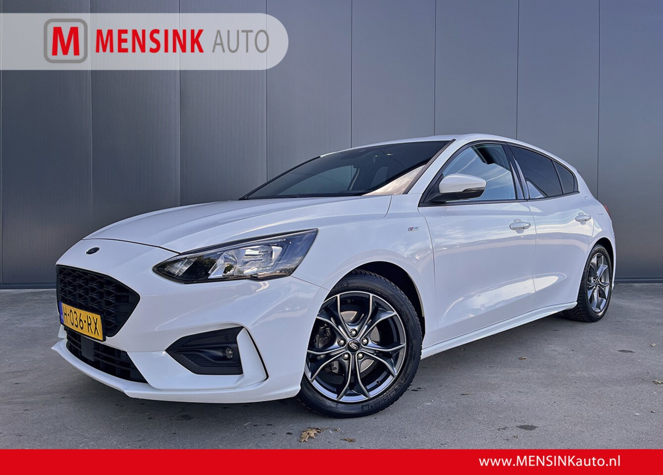 Ford Focus - 1.0 EcoBoost ST Line 1e EIGENAAR LED NAVI CRUISE AIRCO TREKHAAK - AutoWereld.nl