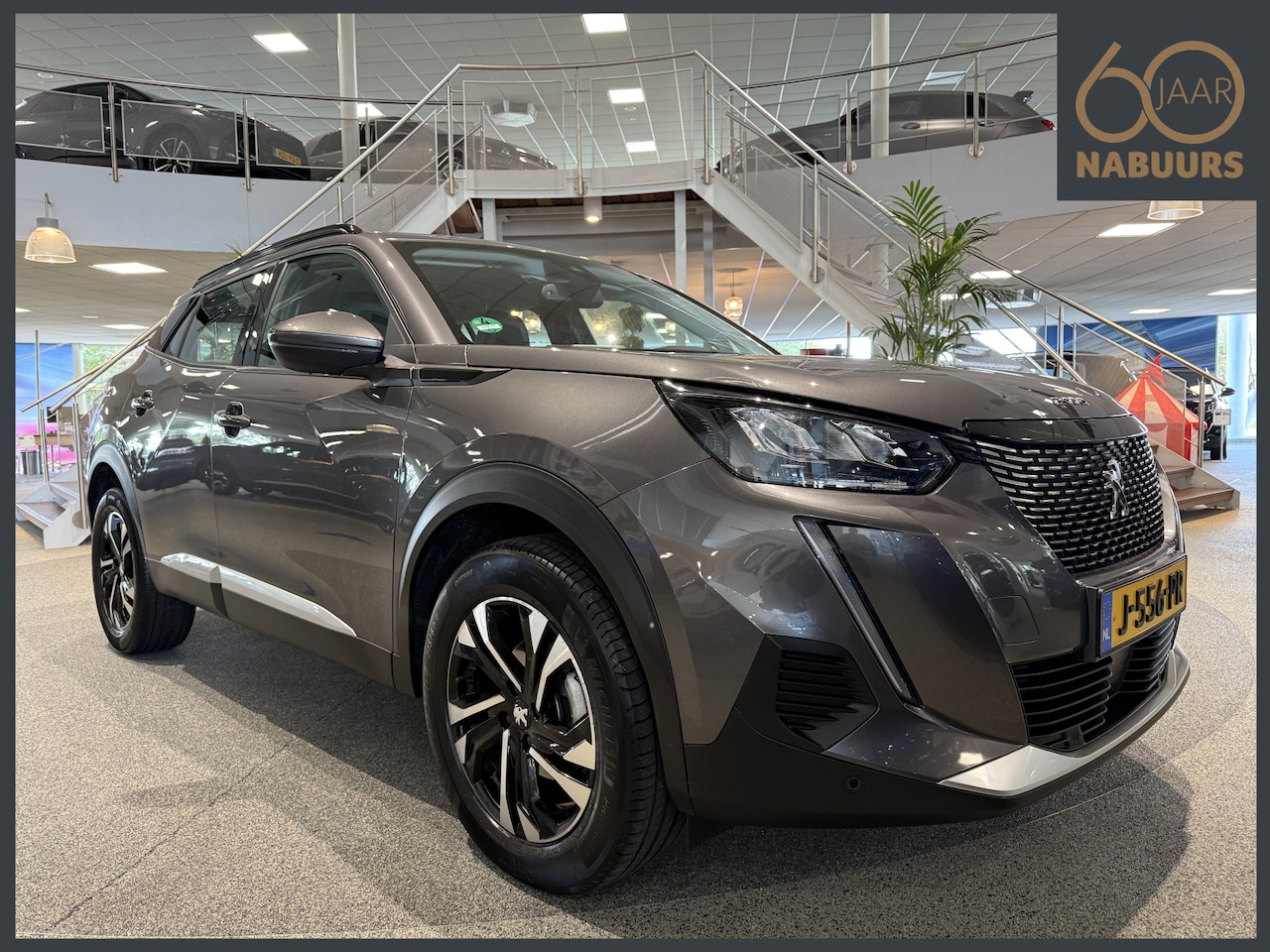 Peugeot 2008 - 1.2 130pk Allure, NL auto, Trekhaak, Camera, DAB+ - AutoWereld.nl