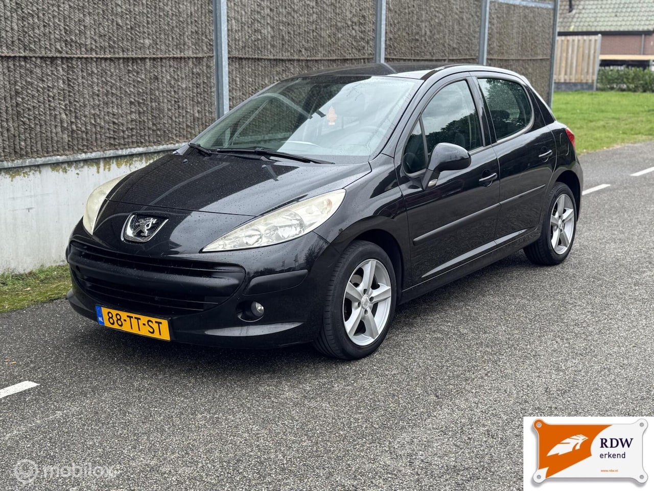 Peugeot 207 - 1.4-16V Color-line NAP/AIRCO/LAGE KM STAND - AutoWereld.nl