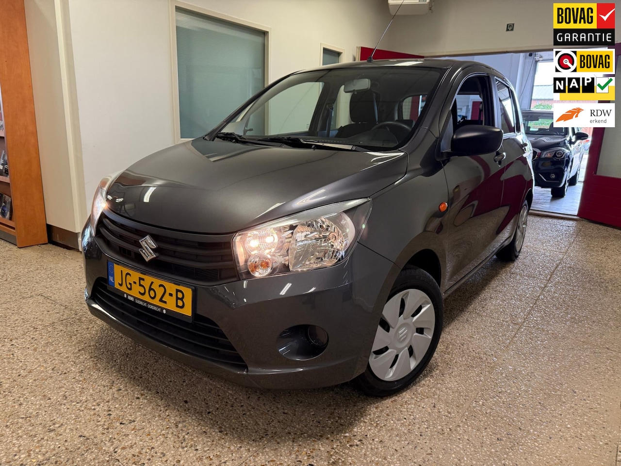 Suzuki Celerio - 1.0 Comfort Automaat | Airco| 1e eigenaar | Trekhaak - AutoWereld.nl