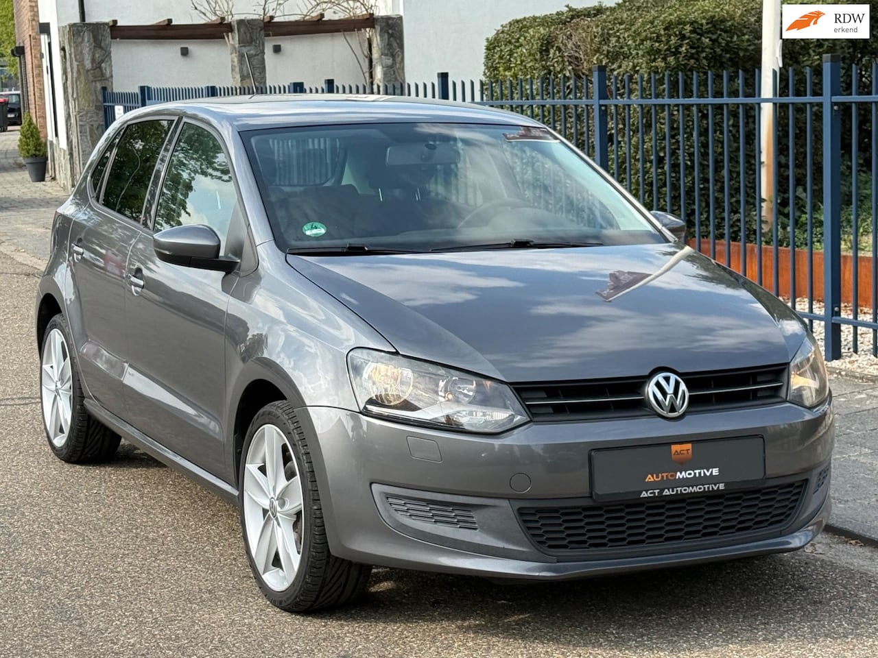 Volkswagen Polo - 1.2-12V Trendline 1.2-12V Trendline - AutoWereld.nl