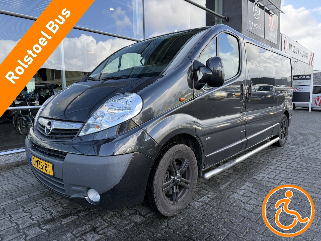 Opel Vivaro - 4+1 Rolstoelbus 2.0 CDTI L2H1 EcoFLEX (Mooie sportieve 4+1 met 2 schuifdeuren!) - AutoWereld.nl