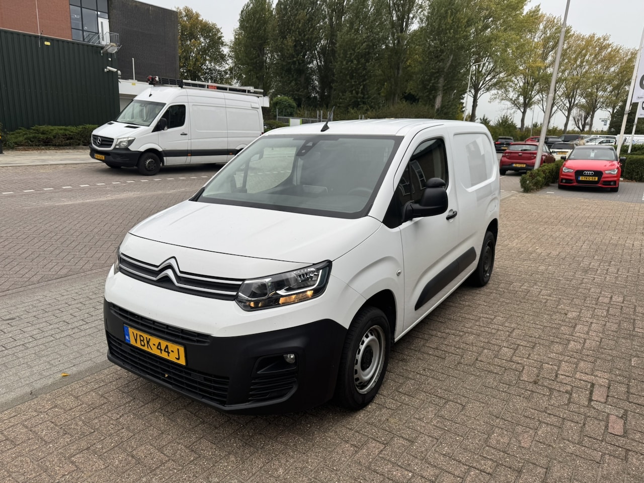 Citroën Berlingo - 1.5 BlueHDI Club*Airco*EXPORT* - AutoWereld.nl